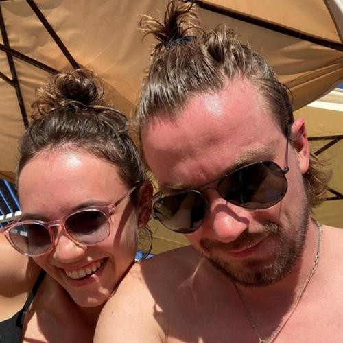 Какая же у них красивая пара! 04