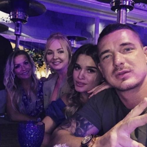 Экс - супруг Бородиной Курбан омаров подтвердил слухи о романе с женой известного футболиста. 03