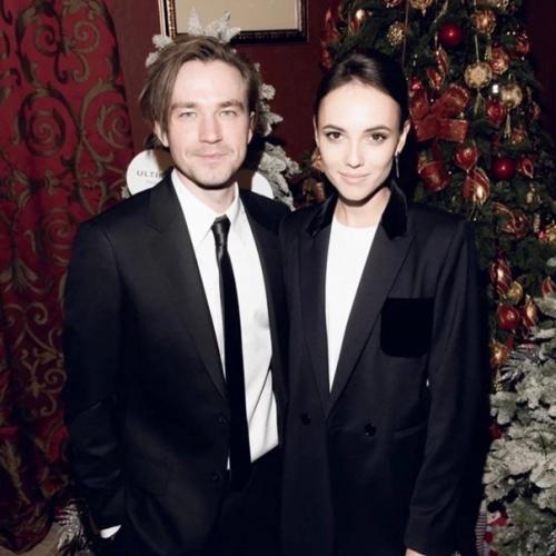 Какая же у них красивая пара! 01