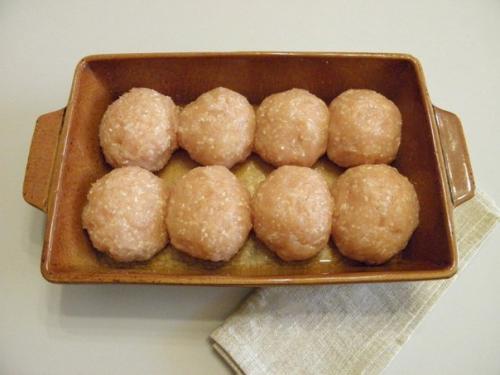 Тефтели под сметанным соусом. 02