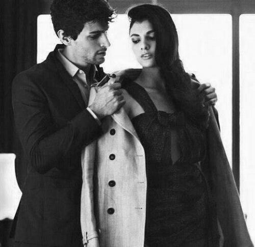 В том случае, если хочешь понять жизнь, то перестань верить тому, что говорят и пишут, а наблюдай и чувствуй. 02