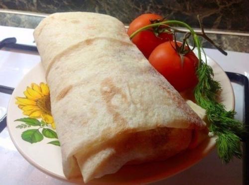 Вкуснейшая шаурма.  Сохрани рецепт, чтобы не забыть приготовить эту вкуснятину!