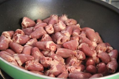 Куриные сердечки в сырном соусе. 01 Куриные сердечки в сырном соусе. 01