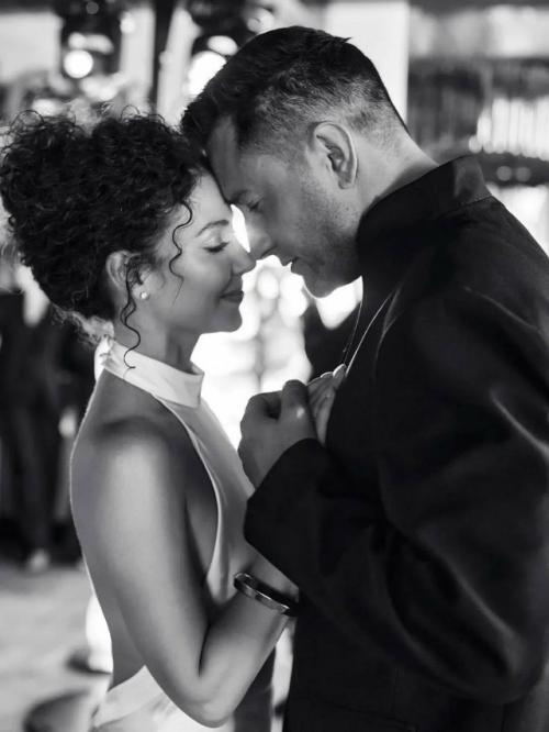 Зепюр брутян показала, какой сюрприз устроил ей Павел прилучный на юбилей.

