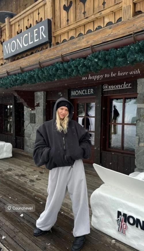 Елена перминова показала романтику с молодым манекенщиком. 04