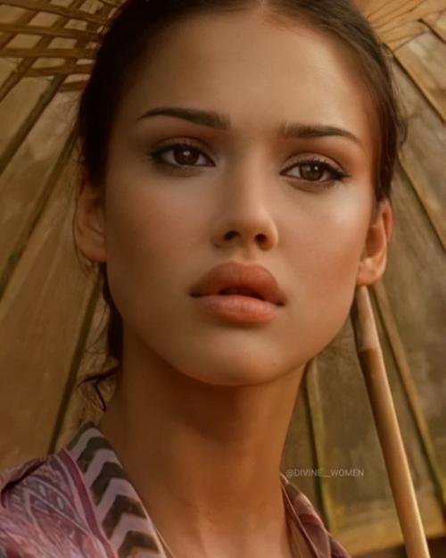 Юная Джессика альба в фильме Интимный Словарь. 05