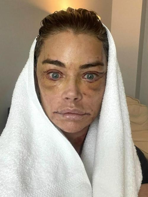 Актрисе Дениз Ричардс 55 лет. 01