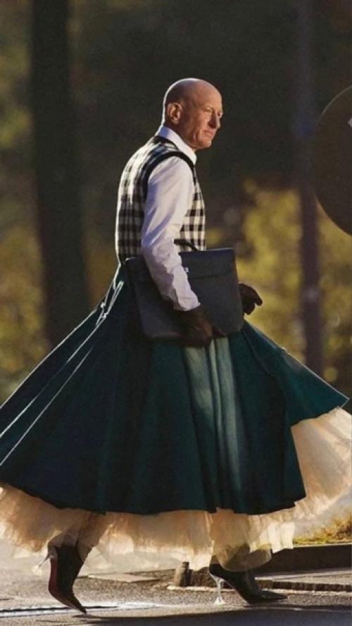 Я не гей, но Люблю Юбки и Каблуки: 61-летний американец прославился благодаря совей любви к юбкам и каблукам. 03