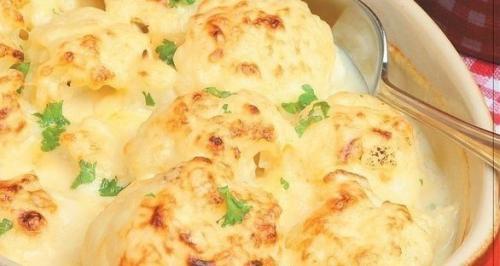Цветная капуста, запеченная с сыром.


