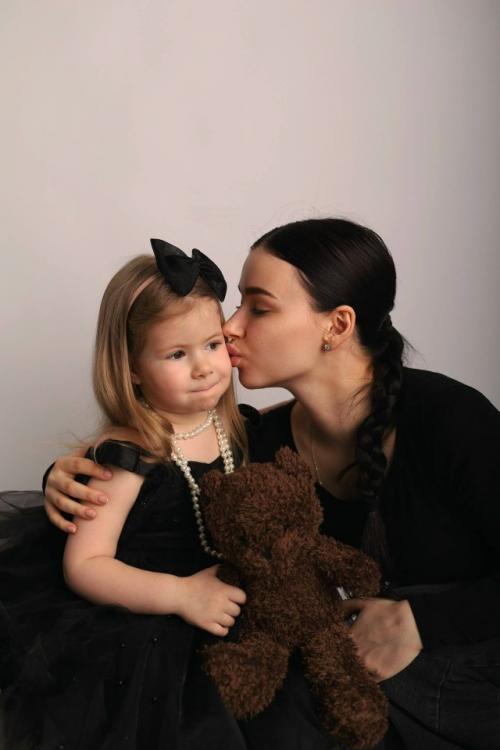 Звезда Ворониных мария Ильюхина подросшую дочь показала. 01