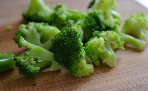 Фрикадельки из рыбы в сливочном соусе. 03