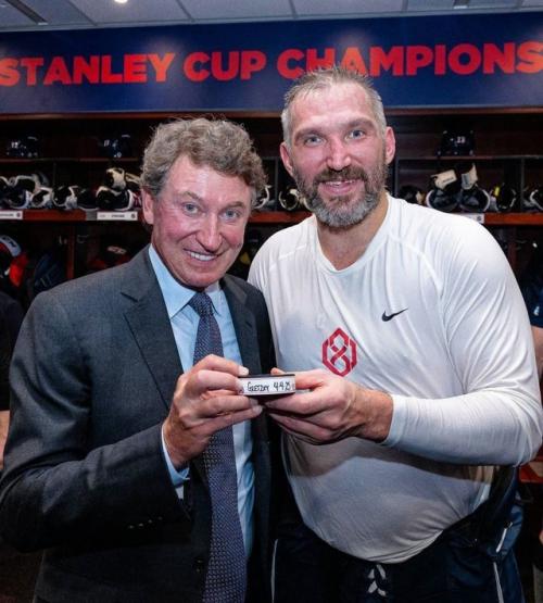 Лидер руки вверх! 01 Лидер руки вверх! 01