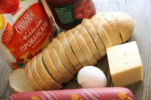 Горячие бутерброды с колбасой, сыром и яйцом. 01 Горячие бутерброды с колбасой, сыром и яйцом. 01