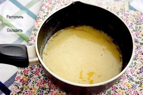 Кекс на сметане.  У меня оставался натуральный йогурт и я подумала, что можно его добавить в тесто вместо сметаны и испечь кекс. 01