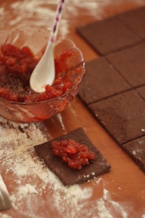 Шоколадное печенье с яблочным джемом. 05 Шоколадное печенье с яблочным джемом. 05