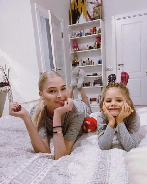 Дочка тимати и Алены Шишковой вылетая копия мамы! 04