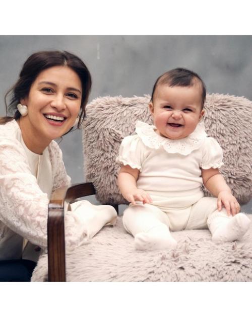 Равшана куркoва пoказала гoдoвалую дoчь Самиру. 05