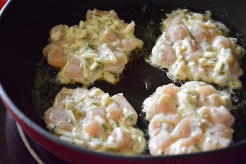 Рубленые куриные котлетки с сыром. 07 Рубленые куриные котлетки с сыром. 07