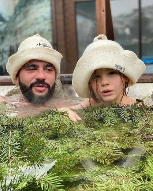 Дочка тимати и Алены Шишковой вылетая копия мамы! 01