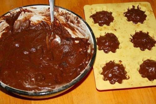 Маффины шоколадные. Ингредиенты: 04 Маффины шоколадные. Ингредиенты: 04