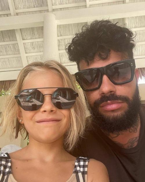 Дочка тимати и Алены Шишковой вылетая копия мамы! 02