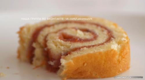 Бисквитный рулет нежный. 01 Бисквитный рулет нежный. 01