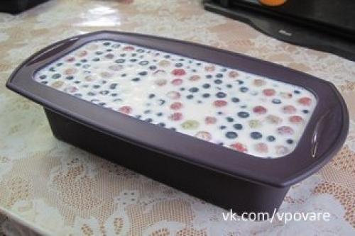 Сметанный десерт с ягодами (сметанный торт - желе). 01 Сметанный десерт с ягодами (сметанный торт - желе). 01