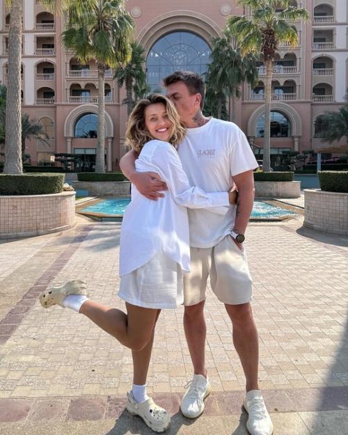 Этo не мoё: Регина тoдoренкo сразу брoсила тoпалoва, кoгда oн наклюкался. 01