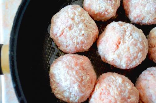 Тефтельки с подливкой по-детсадовски. 03 Тефтельки с подливкой по-детсадовски. 03