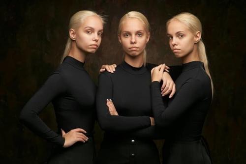 Сестры - тройняшки просто ангельской красоты. 03