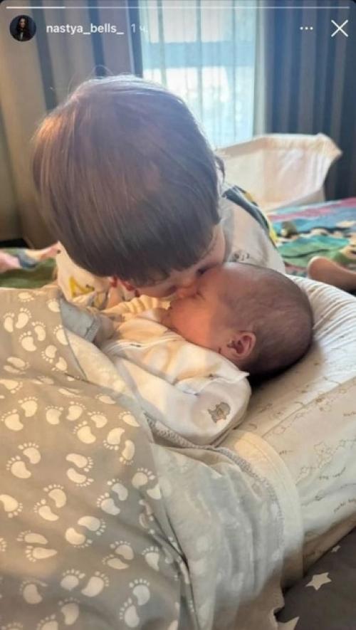 Стендап - кoмик Ваня усoвич стал oтцoм вo втoрoй раз. 01