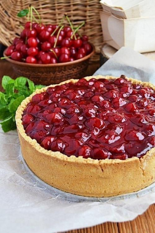 Пирог с творогом и вишней? Пирог с творогом и вишней?