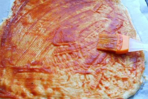 Пицца из теста на кефире. 01