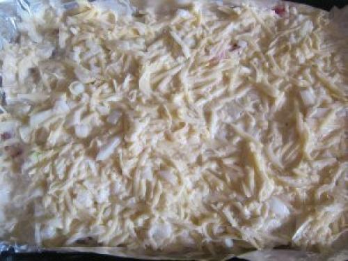 Курица запеченная под тертым картофелем. 06