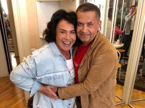 Надежда бабкина в свои 70 лет решила кардинально преобразиться! 01