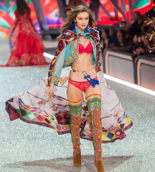 Gigi Hadid один из лучших ангелов Victoria's Secret. 08