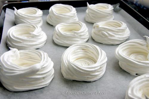 Меренги с ягодами. 04 Меренги с ягодами. 04