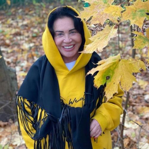 Надежда бабкина в свои 70 лет решила кардинально преобразиться! 03