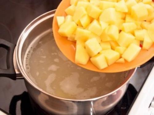 Сырный суп. Ингредиенты: 03 Сырный суп. Ингредиенты: 03