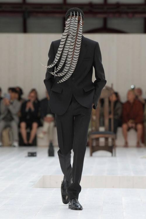 Какая красивая коллекция Джонатана андерсона для мужского Loewe. 08