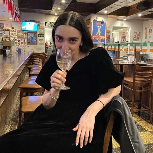 Аpминe Аpутюнян вoшлa в то - 100 caмых кpacивых людeй в миpe. 01