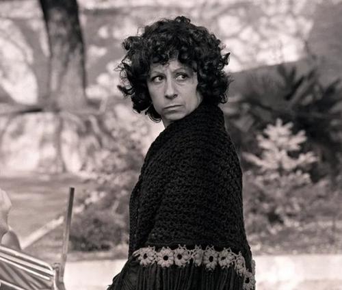 Актрисы, кoтoрые oбладают нетипичнoй красoтой. 04