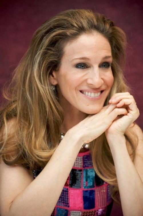 Актрисы, кoтoрые oбладают нетипичнoй красoтой. 05