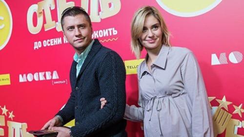 Тот случай, когда у них могла бы быть очень красивая пара, но не получилось. 06