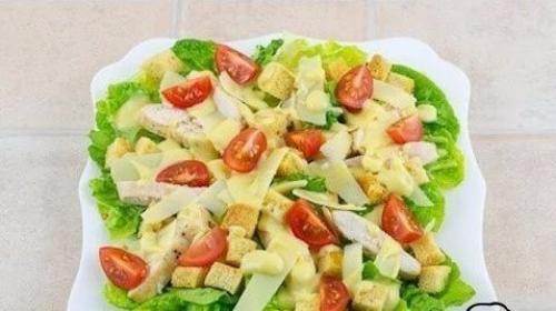 Салат Цезарь с курицей. 07