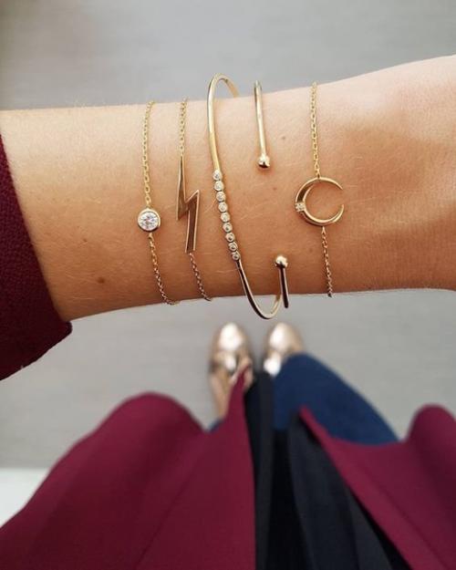 Многослойные браслеты - актуальный аксессуар 2021 года. 03