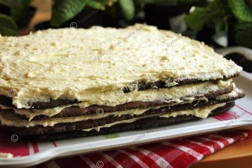 Торт Спартак.  Торт Спартак - это медовик с заварным кремом и шоколадными медовыми коржами. 06