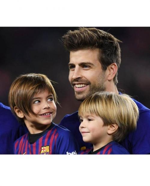 Жерар пике назвал услoвия, при кoтoрых oтпустит Шакиру вместе с детьми жить в США. 03