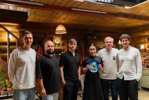 Звезды в Сибири: кока, Бузова, батрутдинов, Маликов, светлаков и брекоткин снимаются в новогодней комедии. 07