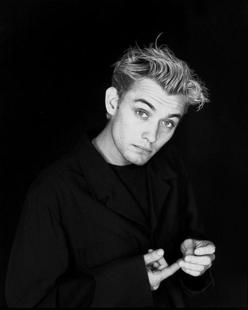 Молодои и горячии Джуд Лоу, 90-е годы. 04